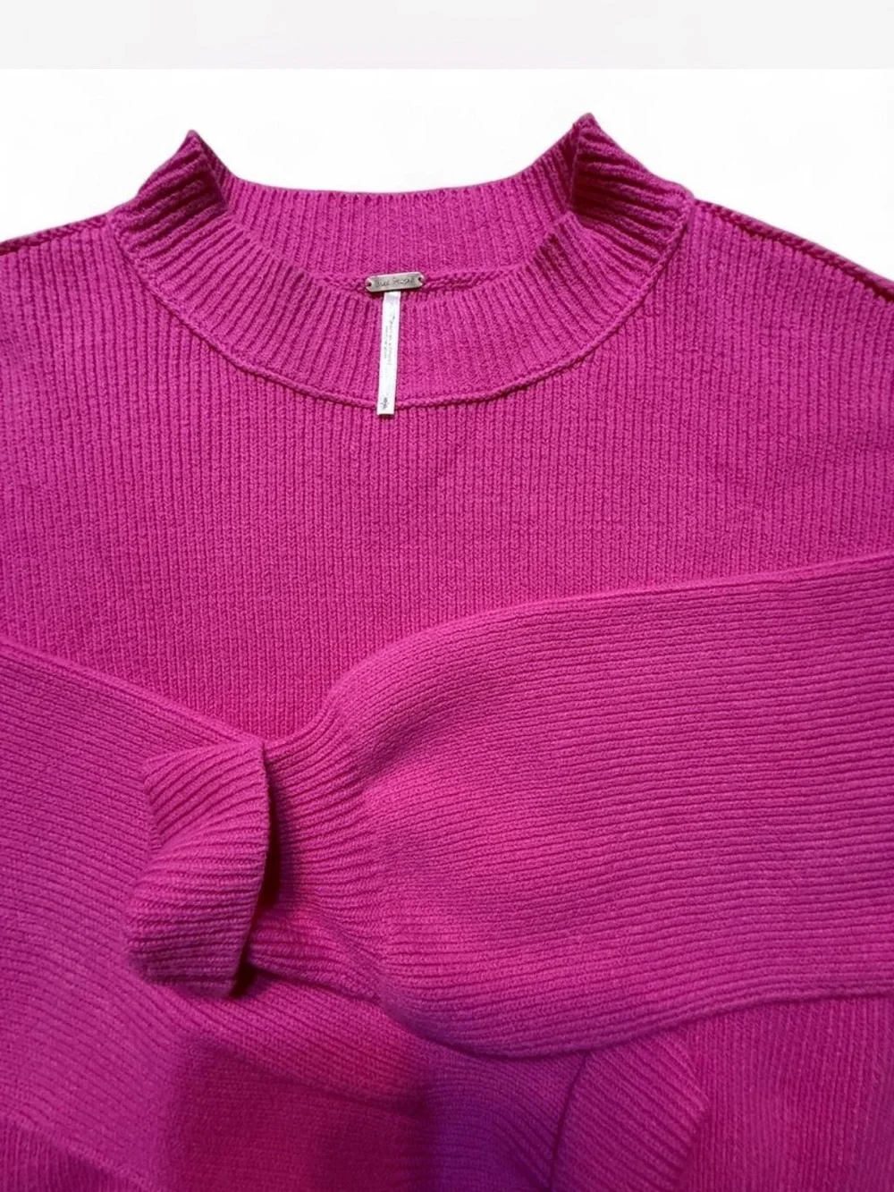 Free People Women’s Crewneck Sweater in Pink
